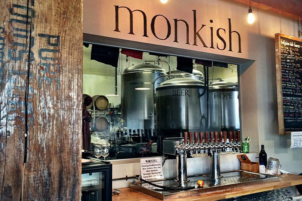Monkish Brewing / モンキッシュ