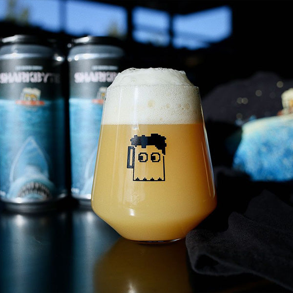 8 bit Brewing Sharkbyte Hazy DIPA (473ml) / シャークバイト